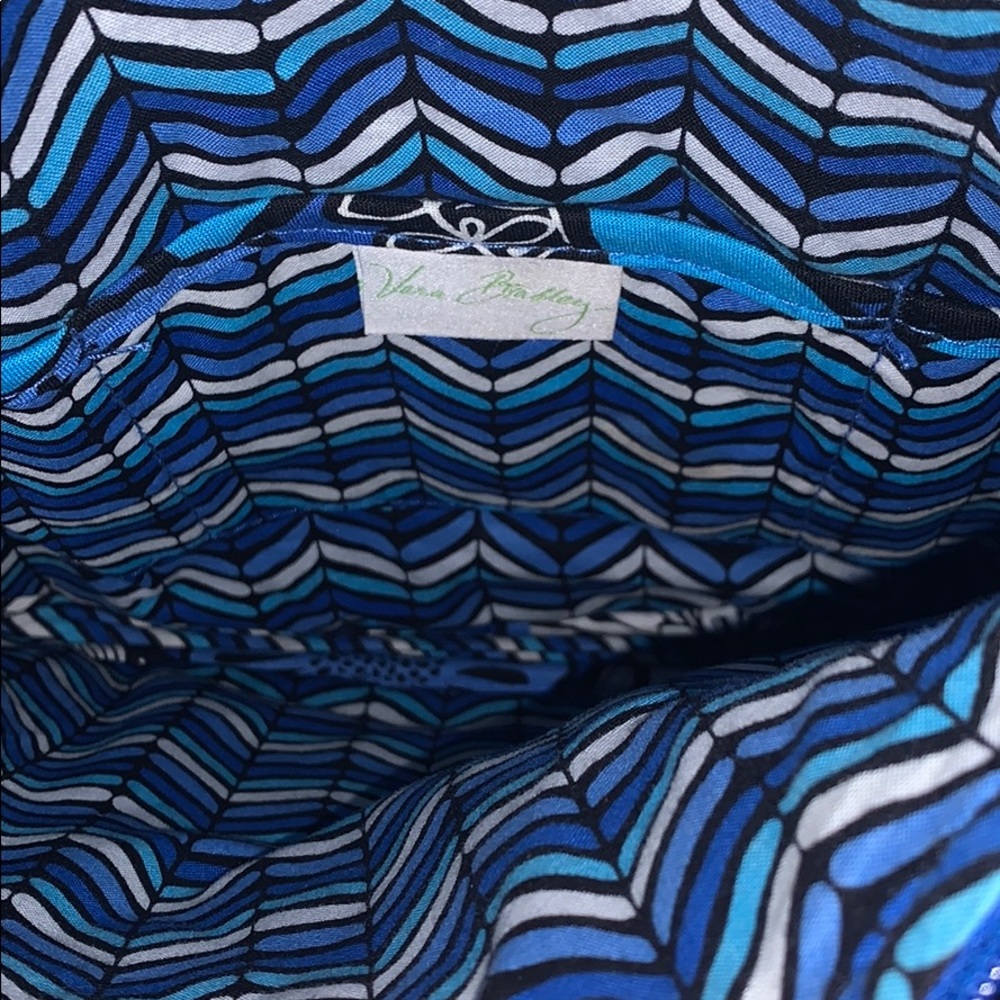 Blue Bayou Vera Bradley Crossbody Bag - Picture 5 of 5
